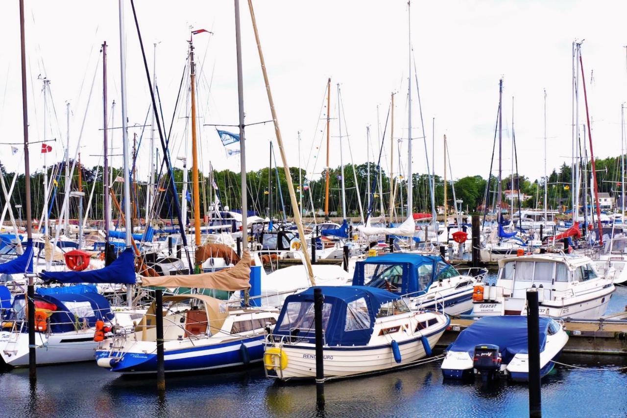 Zwergtaucher Eckernförde Extérieur photo